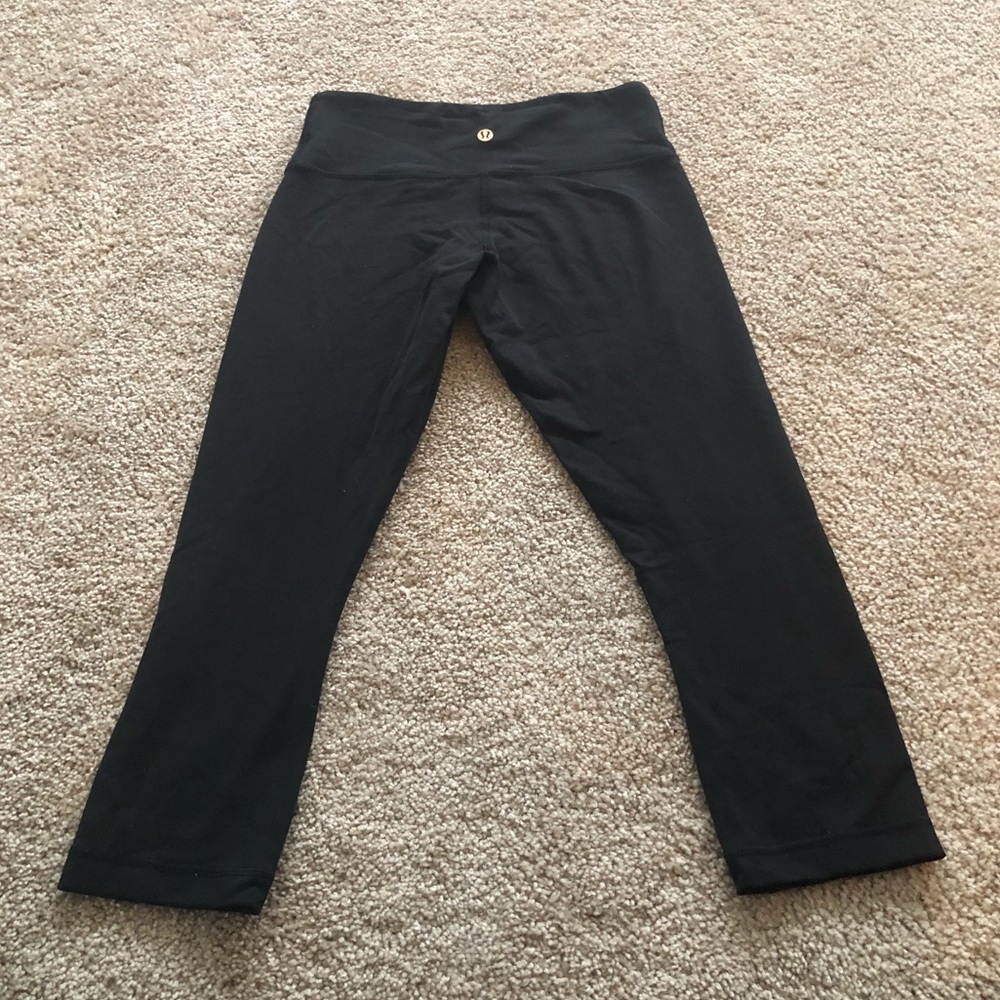 Lululemon Wunder Under Crop